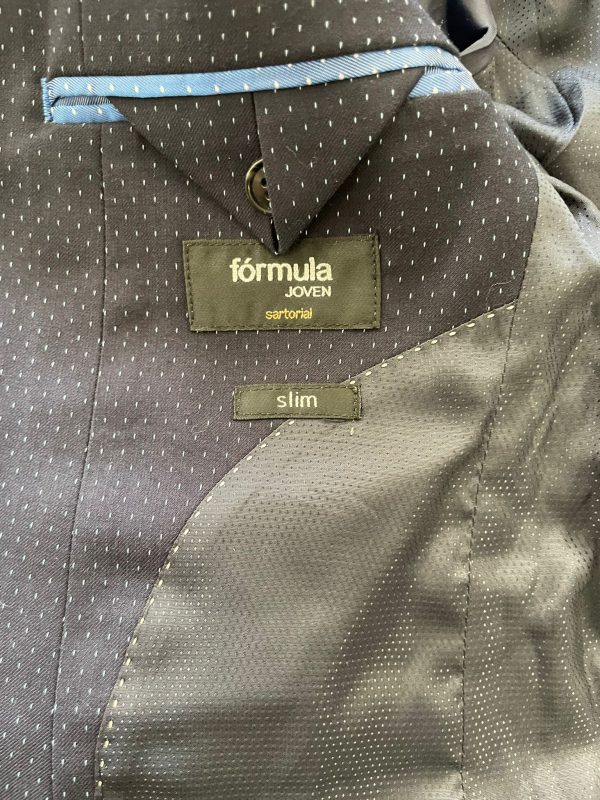 Traje de Formula Joven