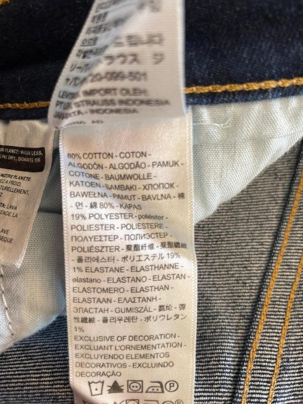 Pantalón Levi's 725 Ref.10024