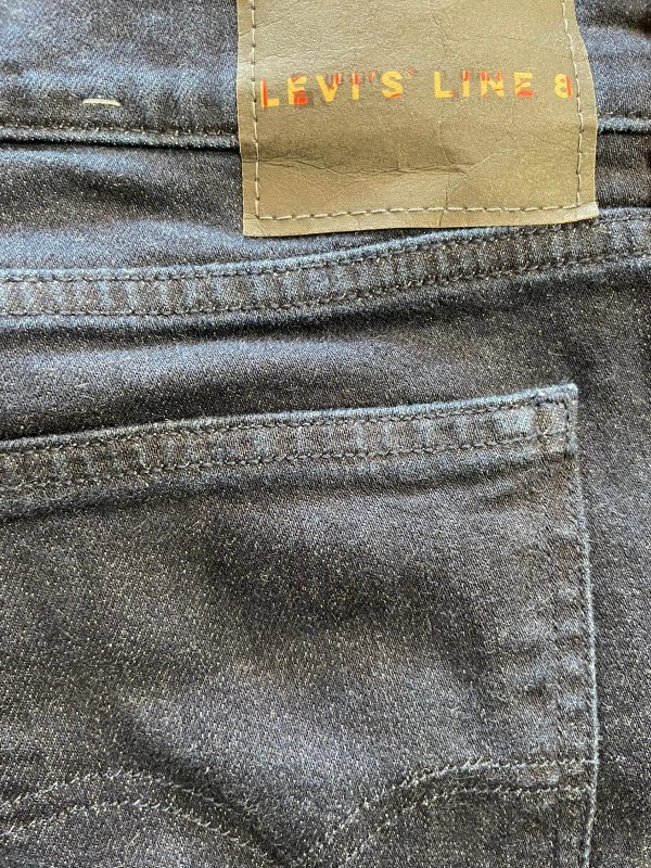 Pantalón Levi's Line 8 Ref.10038