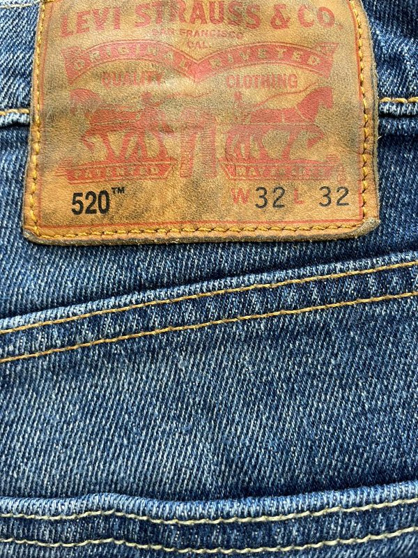 Pantalón Levi's 520 Ref.10040