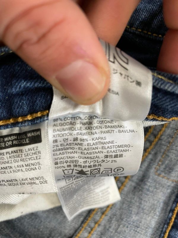 Pantalón Levi's 502 Ref.10051