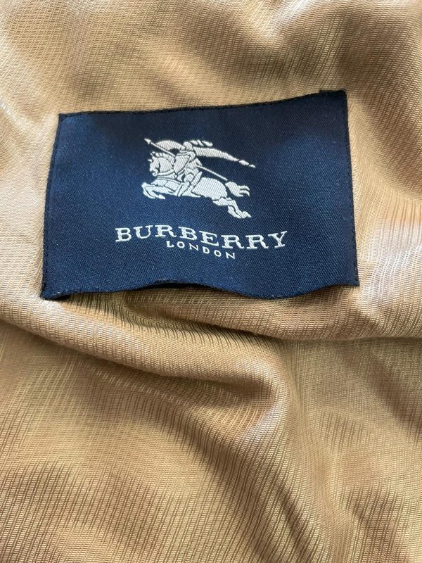 Chaqueta Impermeable Burberry Ref.10093