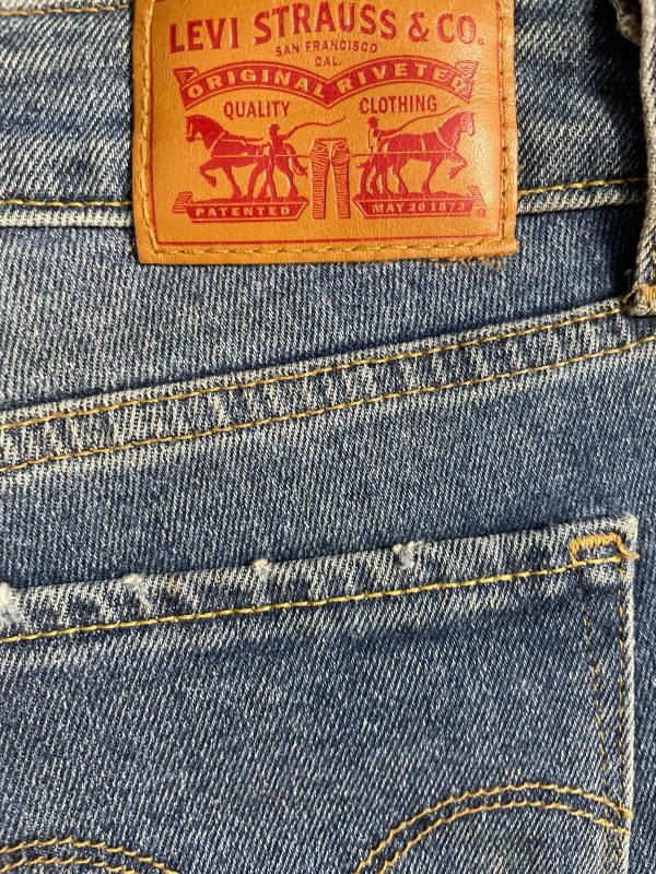 Pantalón Levi's 712 Ref.10132