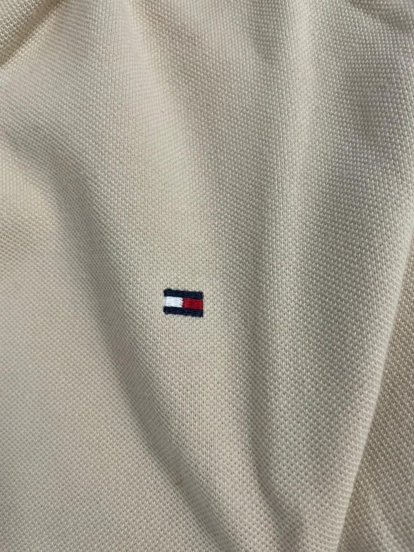 Polo Tommy Hilfiger Talla M Color beige Ref.10400