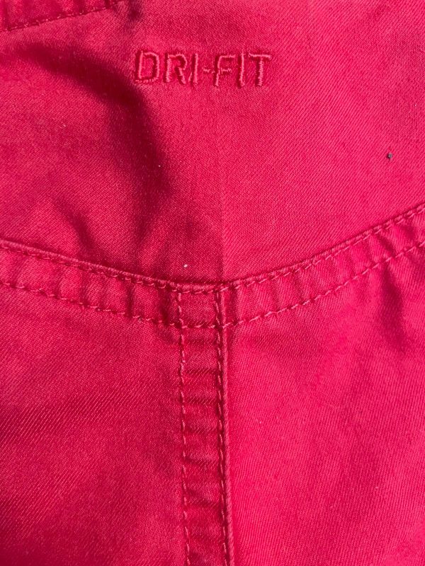 Bermudas Nike Mujer T.40 color rojo ref 10436