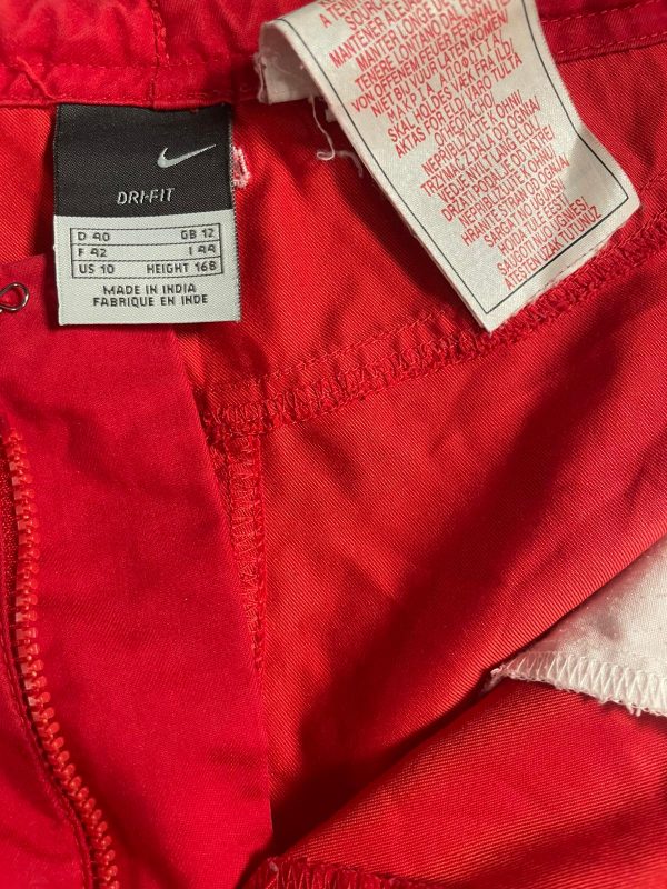 Bermudas Nike Mujer T.40 color rojo ref 10436