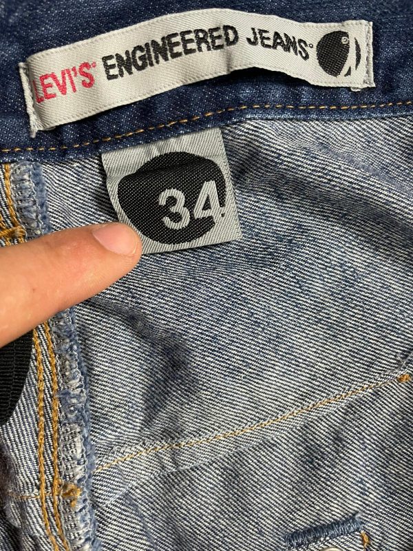 Pantalón Levi's Engenereed Talla 34 Color Azul Ref 10452